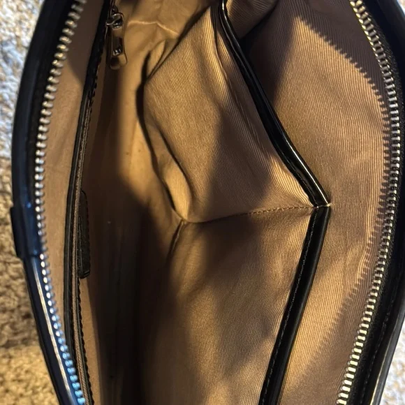 EUC Burberry Nova Shoulder Bag - Picture 5 of 16